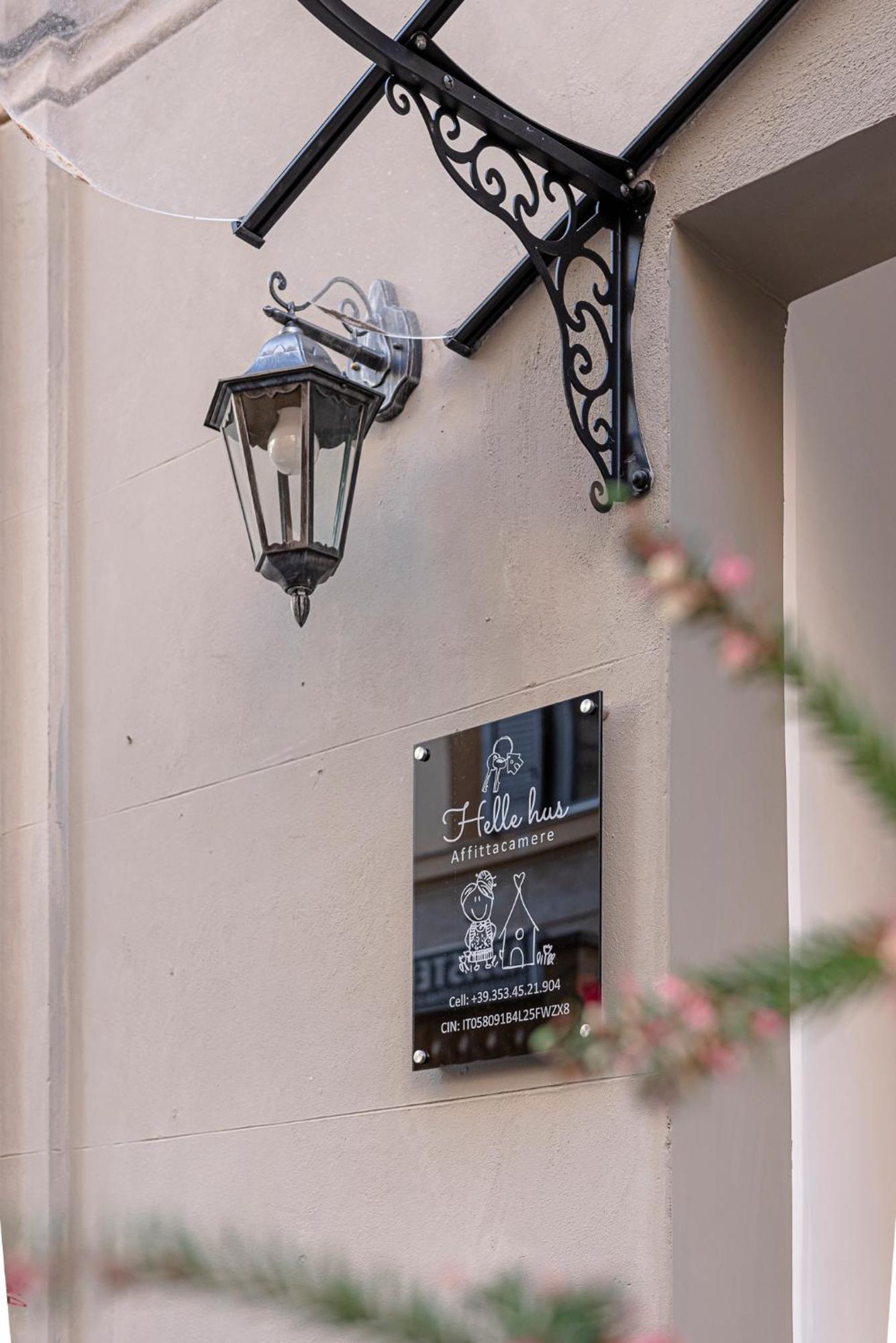 Helle Hus Guest House - 200M From Piazza Bologna Metro And 10 Minutes From The Colosseum Экстерьер фото